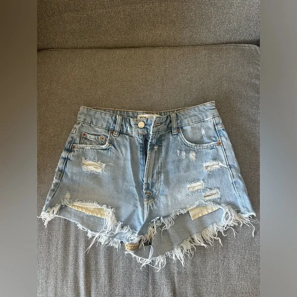 Zara Light Blue Distressed Denim Cutoff Shorts - Picture 1 of 3